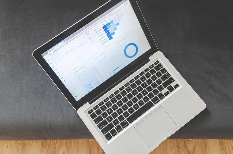Porównanie strony internetowej i aplikacji webowej